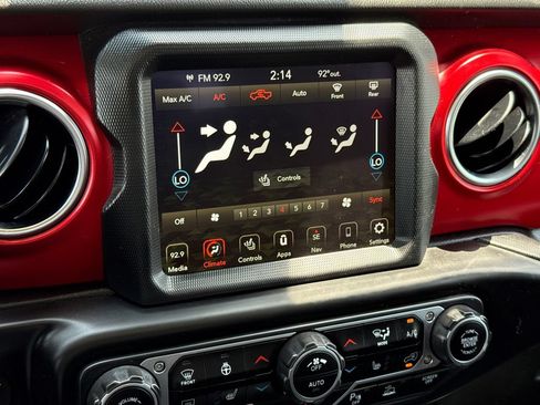 Used 2021 Jeep Gladiator Rubicon AWD/4WD image 26
