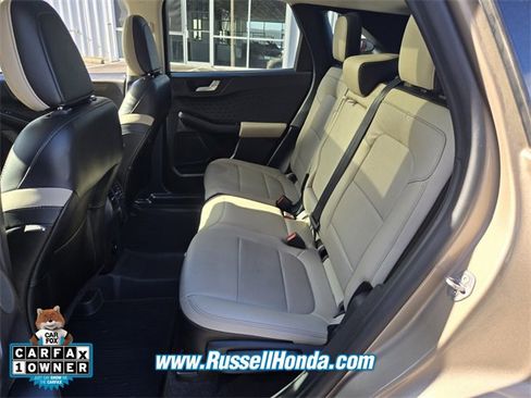 Used 2020 Ford Escape Titanium image 7