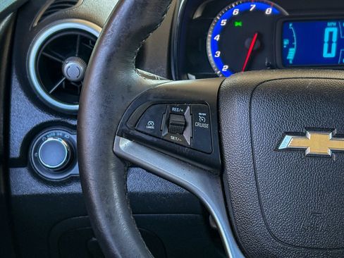 Used 2016 Chevrolet Trax LT w/ LT Sun and Sound Package AWD/4WD image 21