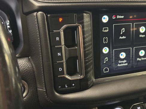 Used 2022 GMC Yukon Denali AWD/4WD image 30