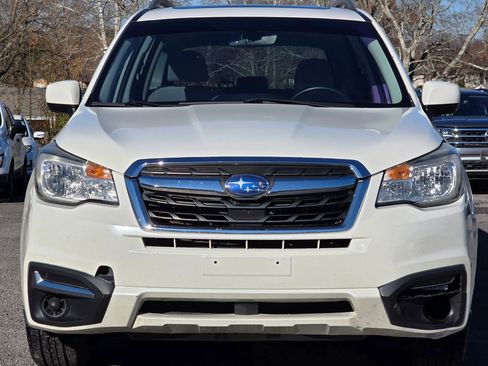 Used 2017 Subaru Forester 2.5i Premium w/ All-Weather Package image 2