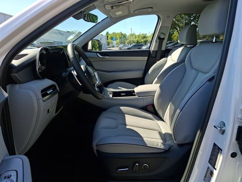 Used 2023 Hyundai Palisade SEL w/ Cargo Package AWD/4WD image 13