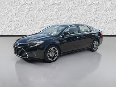Used 2016 Toyota Avalon Limited FWD image 7