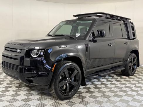 New 2026 Land Rover Defender 110 X-Dynamic SE AWD/4WD image 3