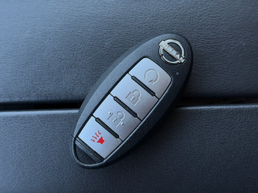Used 2022 Nissan Rogue SV AWD/4WD image 31
