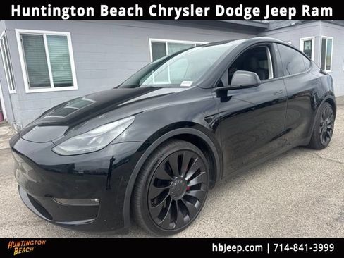 Used 2022 Tesla Model Y Performance AWD/4WD image 1