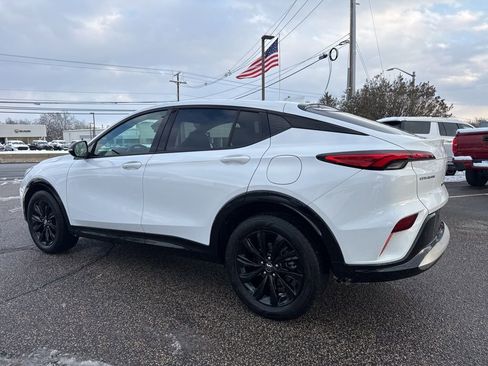 Used 2024 Buick Envista Sport Touring w/ Convenience I Package image 7