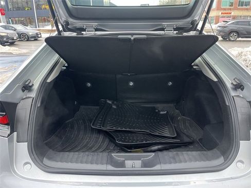 Used 2025 Toyota Prius LE image 24