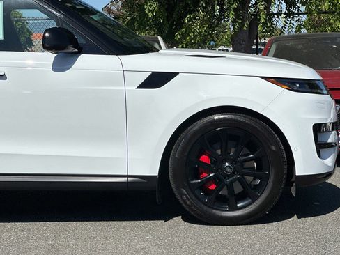 Certified 2025 Land Rover Range Rover Sport AWD/4WD image 36