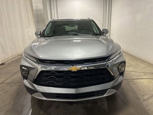 Used 2023 Chevrolet Blazer LT w/ Convenience Package image 2