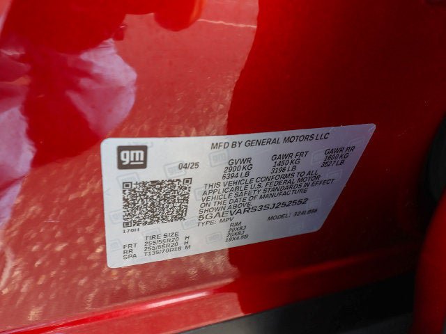 Used 2025 Buick Enclave Preferred AWD/4WD image 32
