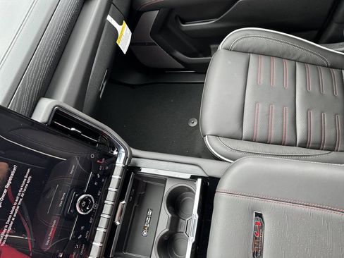 New 2026 GMC Yukon XL AT4 Ultimate w/ LPO, Floor Liner Package AWD/4WD image 25