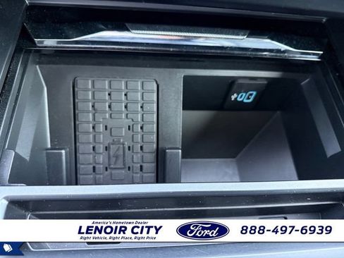 Used 2026 Ford F250 Lariat w/ Black Appearance Package AWD/4WD image 24