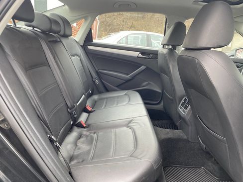 Used 2013 Volkswagen Passat 2.5 SE image 16