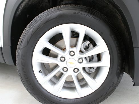 Used 2024 Chevrolet TrailBlazer LS image 76