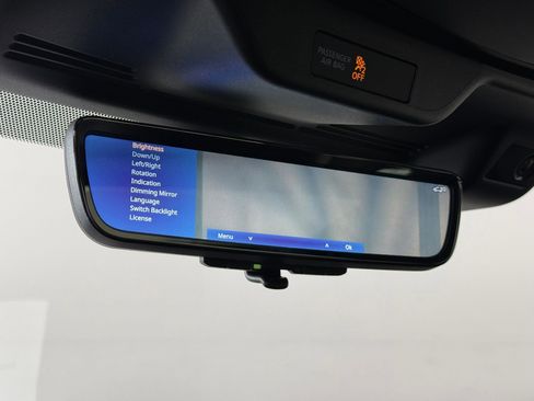 Used 2025 Nissan Armada PRO-4X w/ Pro-4X Premium Package image 19