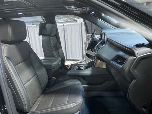 Used 2023 Chevrolet Tahoe High Country w/ Advanced Technology Package AWD/4WD image 14