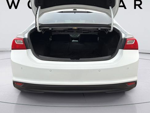 Used 2024 Chevrolet Malibu LS image 10