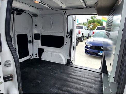Used 2020 Nissan NV200 SV image 17