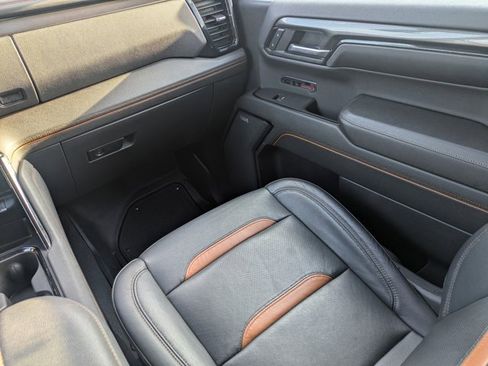 Used 2024 GMC Sierra 1500 AT4 w/ AT4 Premium Package image 34