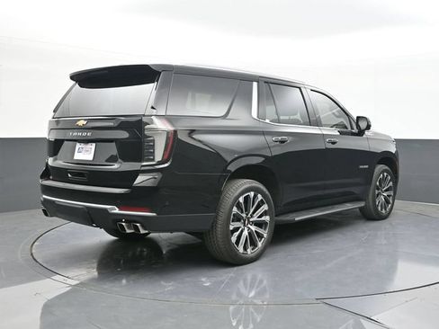 Used 2025 Chevrolet Tahoe High Country w/ Sun And Tow Package AWD/4WD image 14
