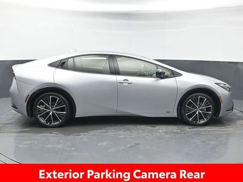 Used 2025 Toyota Prius XLE image 7