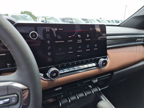 New 2026 GMC Canyon AT4 w/ AT4 Premium Package AWD/4WD image 29