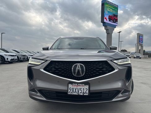 Used 2022 Acura MDX SH-AWD w/ Technology Package image 2