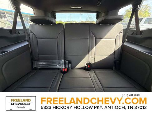 New 2026 Chevrolet Suburban Z71 w/ Z71 Off-Road Package AWD/4WD image 14