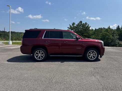 Used 2019 GMC Yukon SLT w/ Open Road Package AWD/4WD image 3