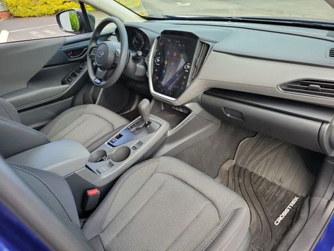 Used 2024 Subaru Crosstrek 2.0i Premium AWD/4WD image 25