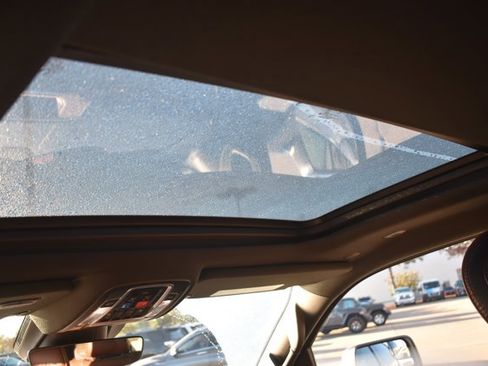 Used 2023 RAM 1500 Limited w/ Body Color Bumper Group image 18