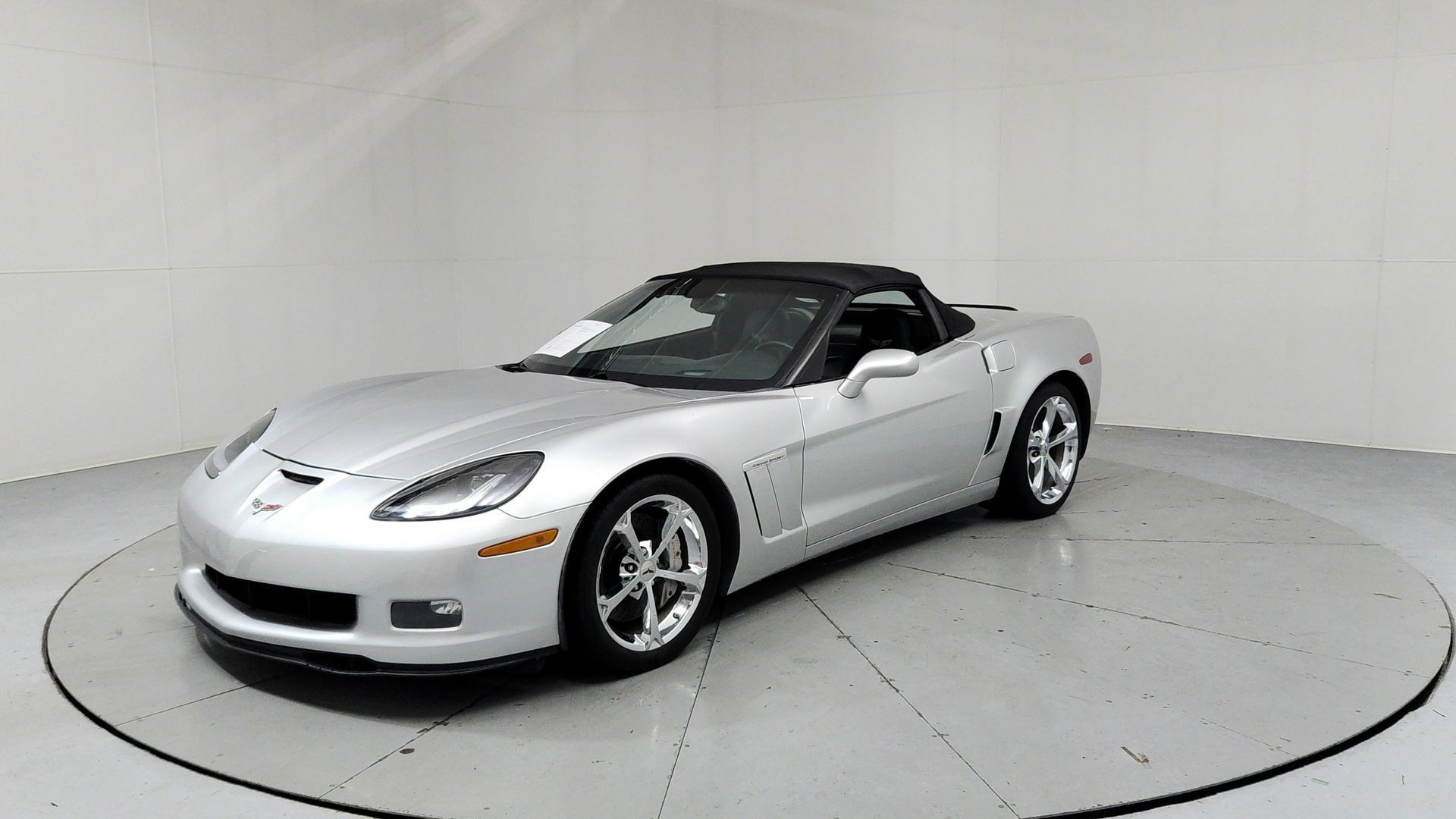 Used 2010 Chevrolet Corvette Grand Sport w/ Preferred Equipment Group RWD image 1