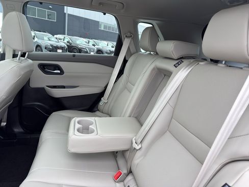 Certified 2023 Nissan Rogue SV w/ SV Premium Package image 34