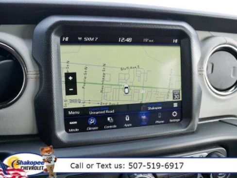 Used 2023 Jeep Gladiator Overland image 22