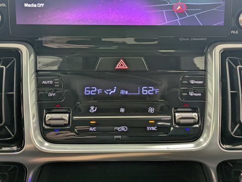 Used 2023 Kia Sorento SX Prestige AWD/4WD image 18