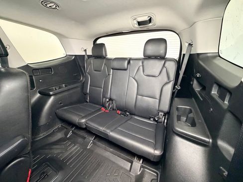 Used 2022 Kia Telluride S AWD/4WD image 8