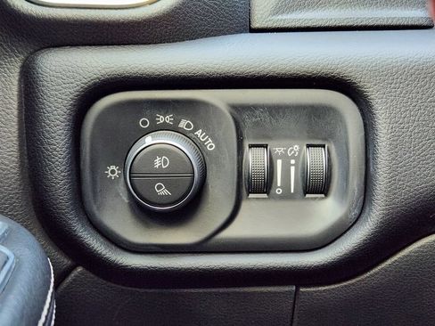 Used 2022 RAM 2500 Laramie AWD/4WD image 23