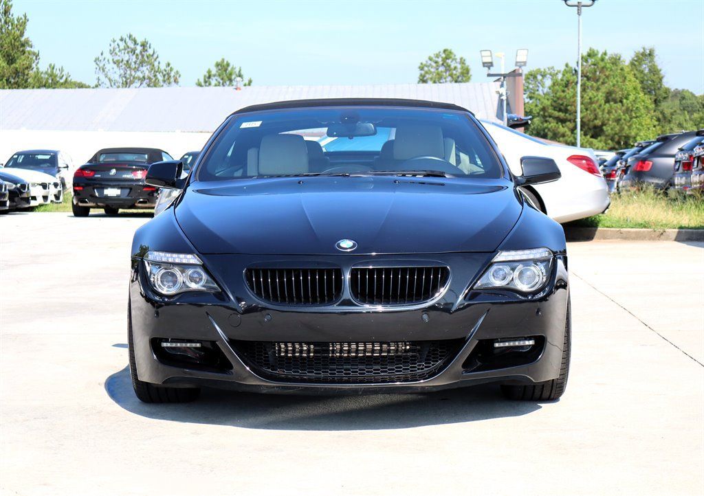 Used 2010 BMW 650i Convertible RWD image 3