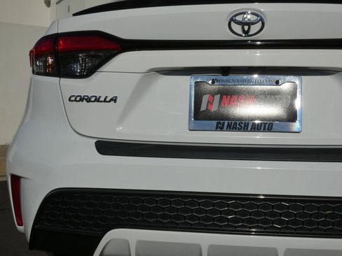 Used 2020 Toyota Corolla XSE image 11