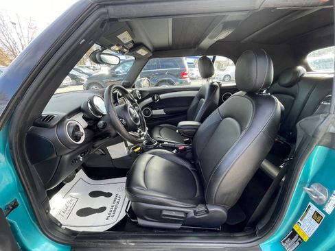 Used 2016 MINI Cooper Convertible image 15