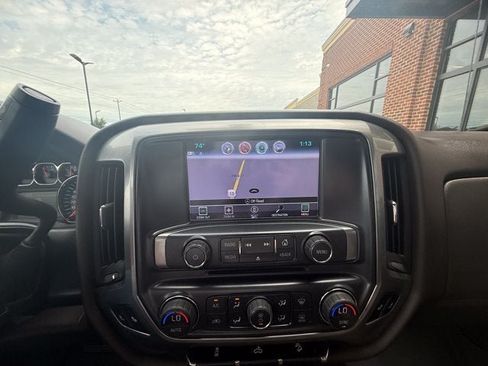 Used 2017 Chevrolet Silverado 1500 LT w/ All Star Edition AWD/4WD image 29