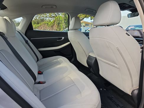 Certified 2026 Hyundai Sonata SE FWD image 11