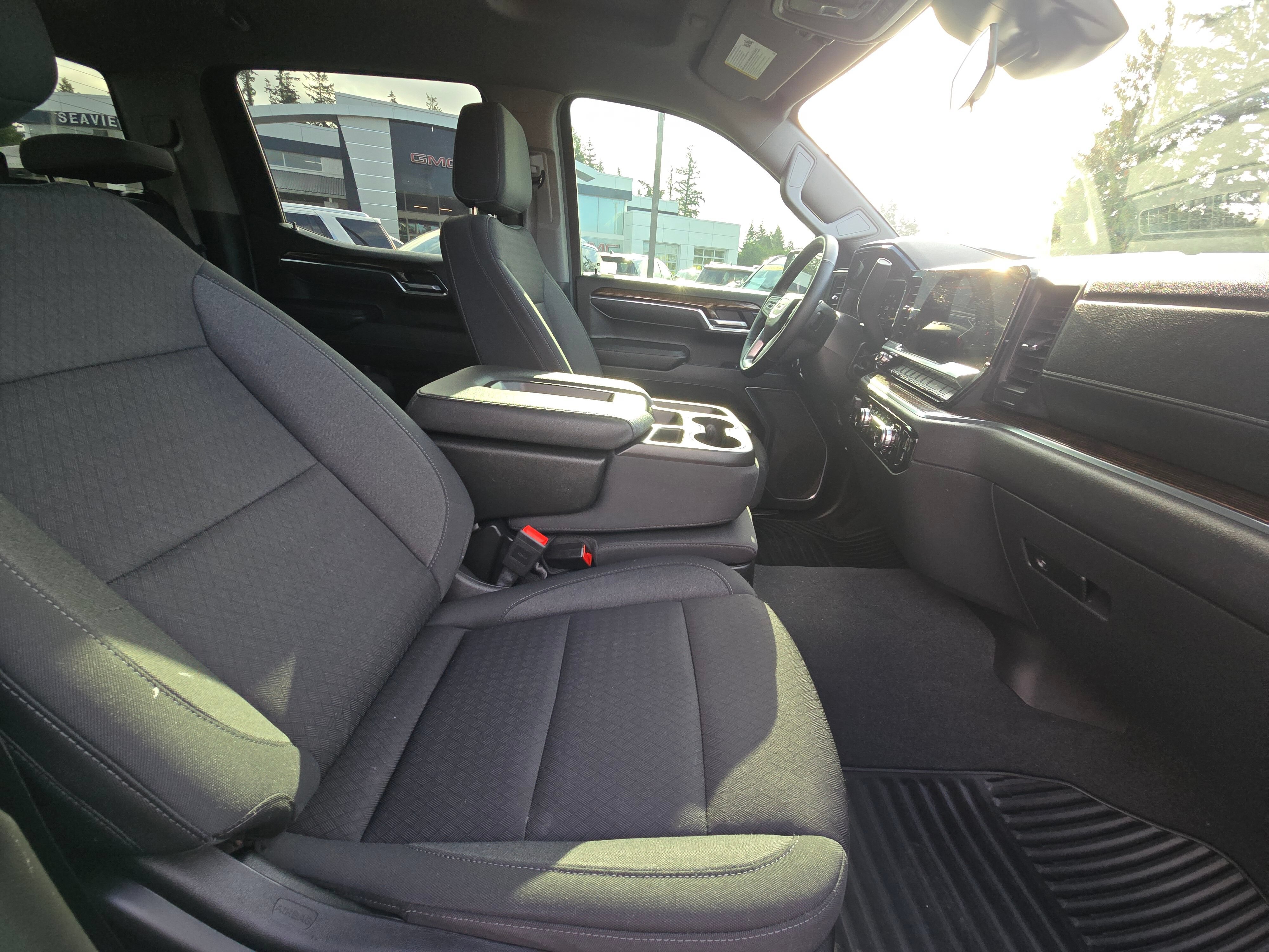 Used 2025 GMC Sierra 1500 Elevation AWD/4WD image 11