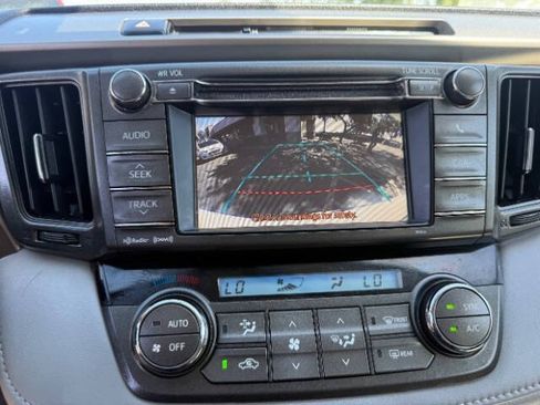 Used 2013 Toyota RAV4 XLE FWD image 14