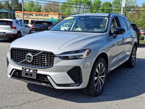 Certified 2023 Volvo XC60 B5 Plus w/ Climate Package AWD/4WD image 3