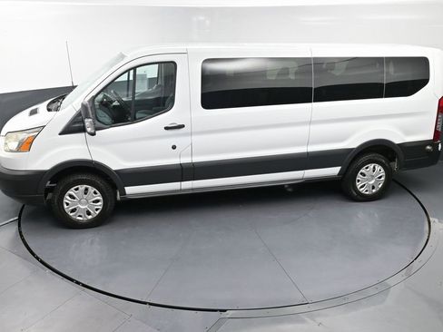 Used 2015 Ford Transit 350 XLT image 44