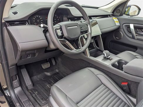 New 2025 Land Rover Discovery Sport S image 8