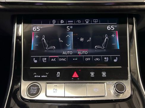 Certified 2022 Audi Q8 Prestige AWD/4WD image 16
