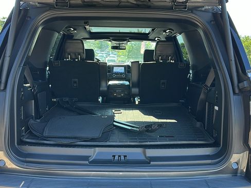 Used 2020 Ford Expedition Limited w/ Special Edition Package AWD/4WD image 7